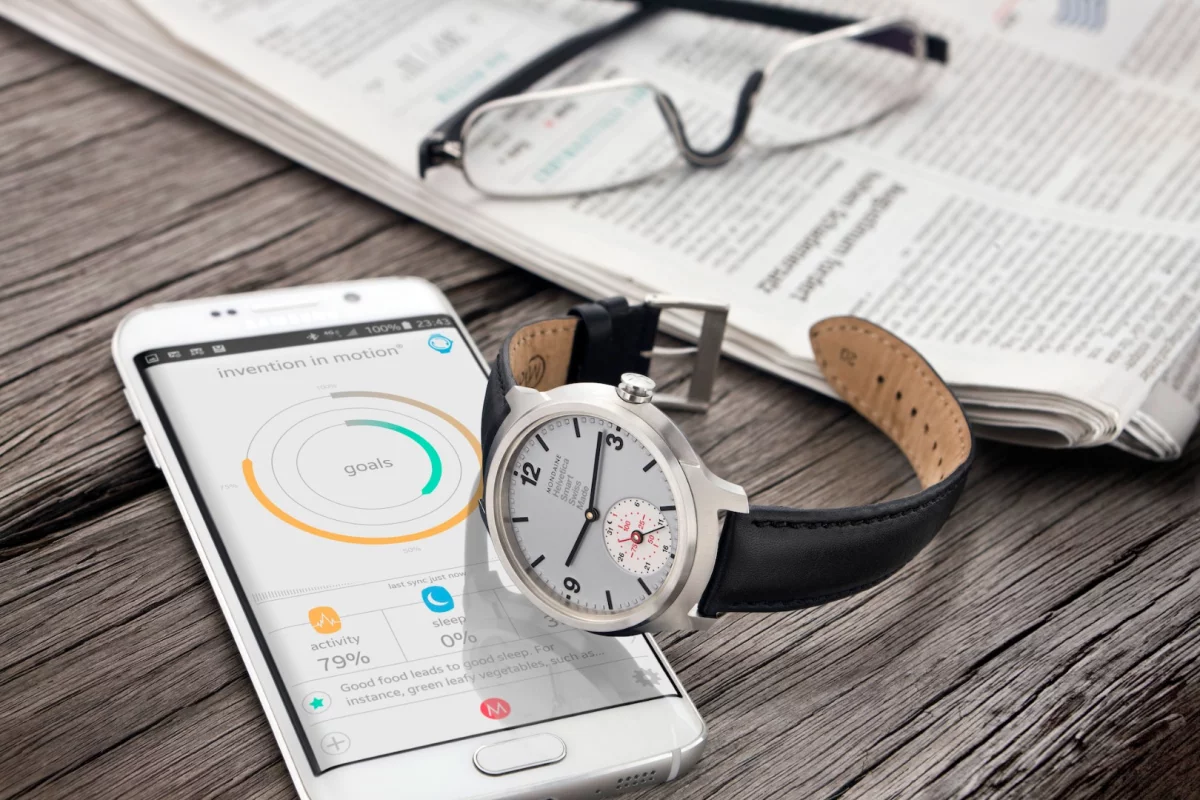 Mondaine's Helvetica 1 smartwatch tracks activity and sleep data