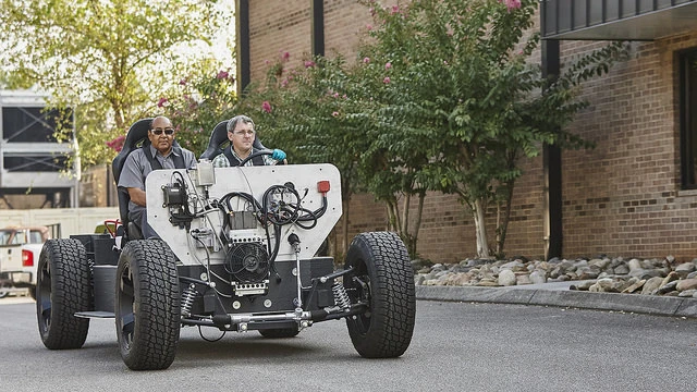To offset the uncertainty of power, the vehicle’s natural gas engine provides complementary power to the building