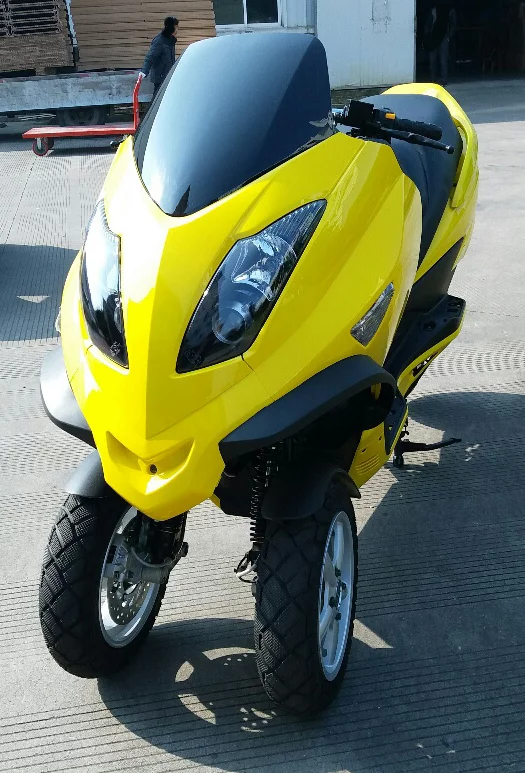 ZEV LRC-T15: tilting three-wheel platform delivers extreme front end grip and stability under all conditions