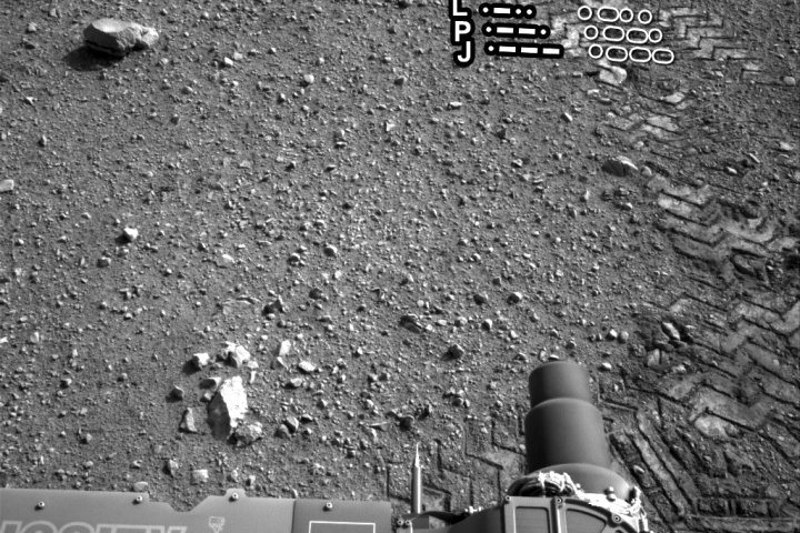 Curiosity's track marks spelling out "JPL" in Morse code (Image: NASA/JPL-Caltech)