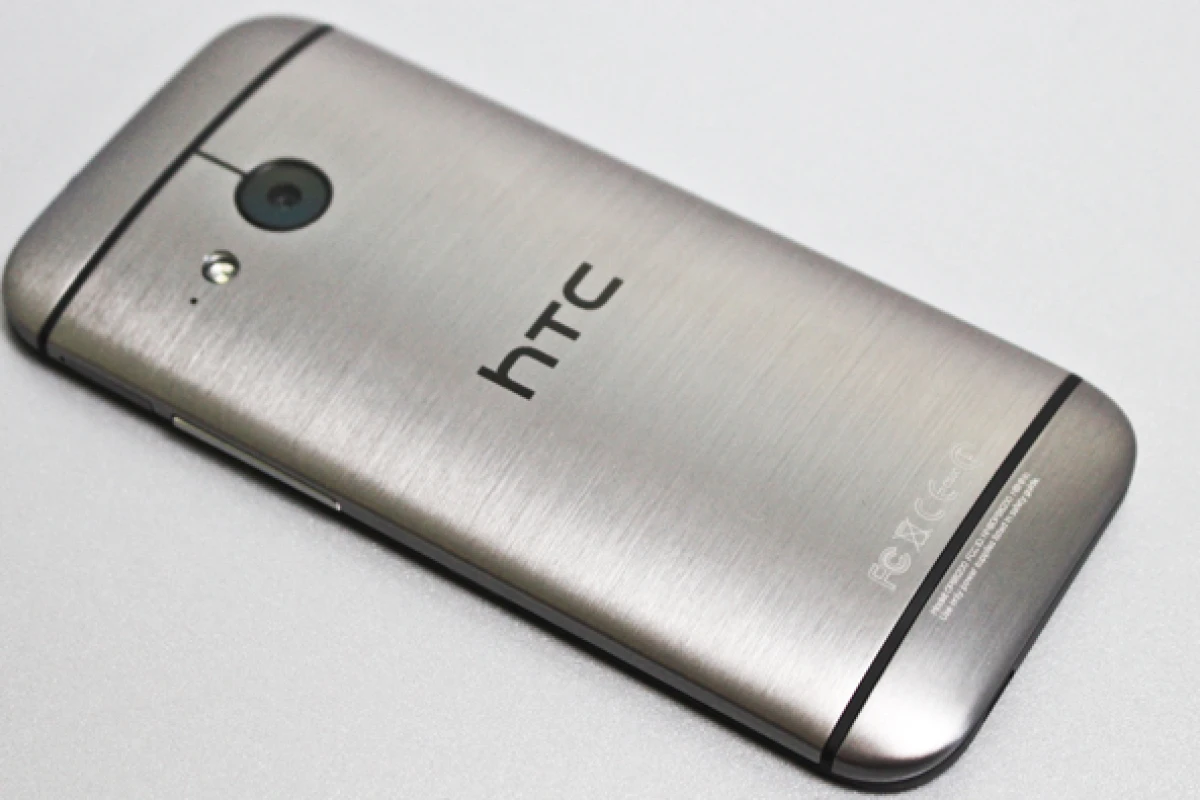 The HTC One Mini 2 takes significant design cues to from its big brother