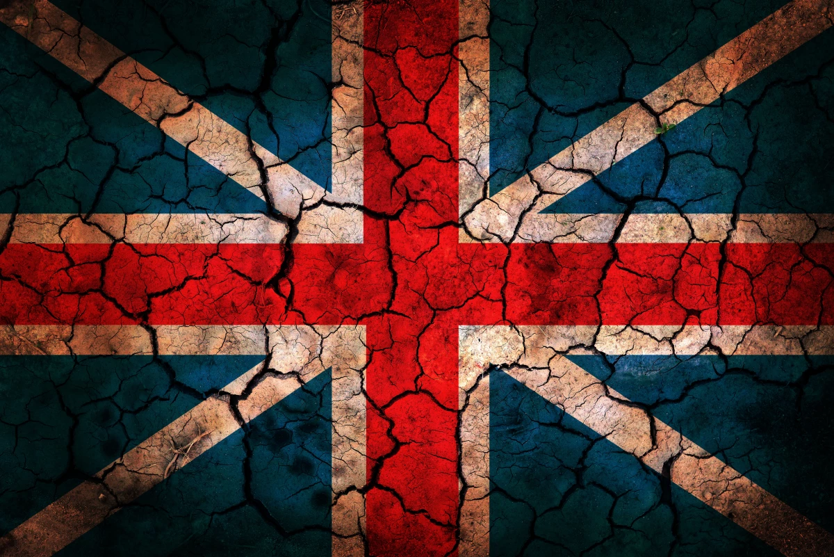 Climate change and population growth will put huge pressure on English water supplies over the coming decades, says a new National Audit Office report