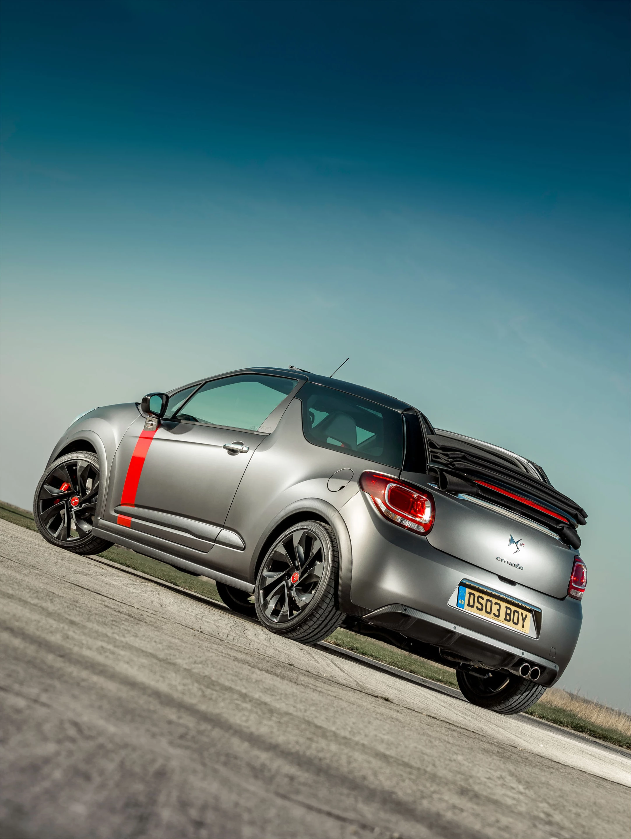 The Citroen DS3 Cabrio Racing