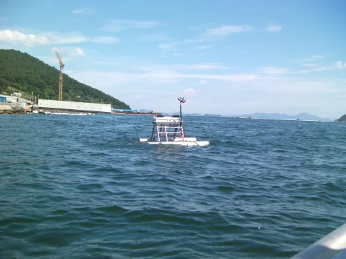 Myung and his team have been working on a robotic method for dealing with the problem since 2009 and completed their first successful field test last year