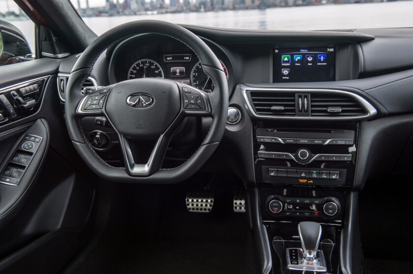 A 7-inch touchscreen and a lot of other goodies are standard equipment in the 2018 Infiniti QX30