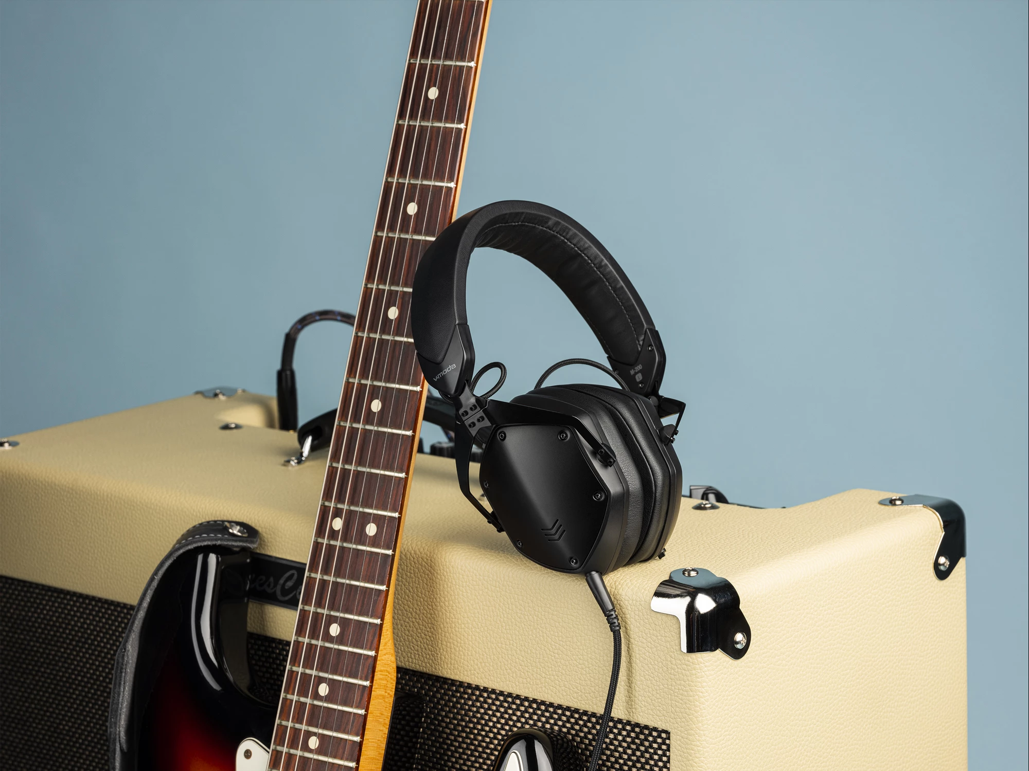 The M-200s have been engineered for musicians and producers