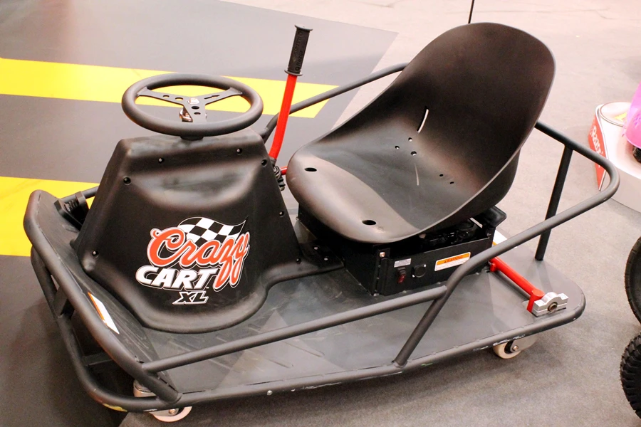 The Crazy Cart XL is 44 inches (112 cm) long and 30 in (76 cm) wide (Photo: Gizmag/Stu Robarts)