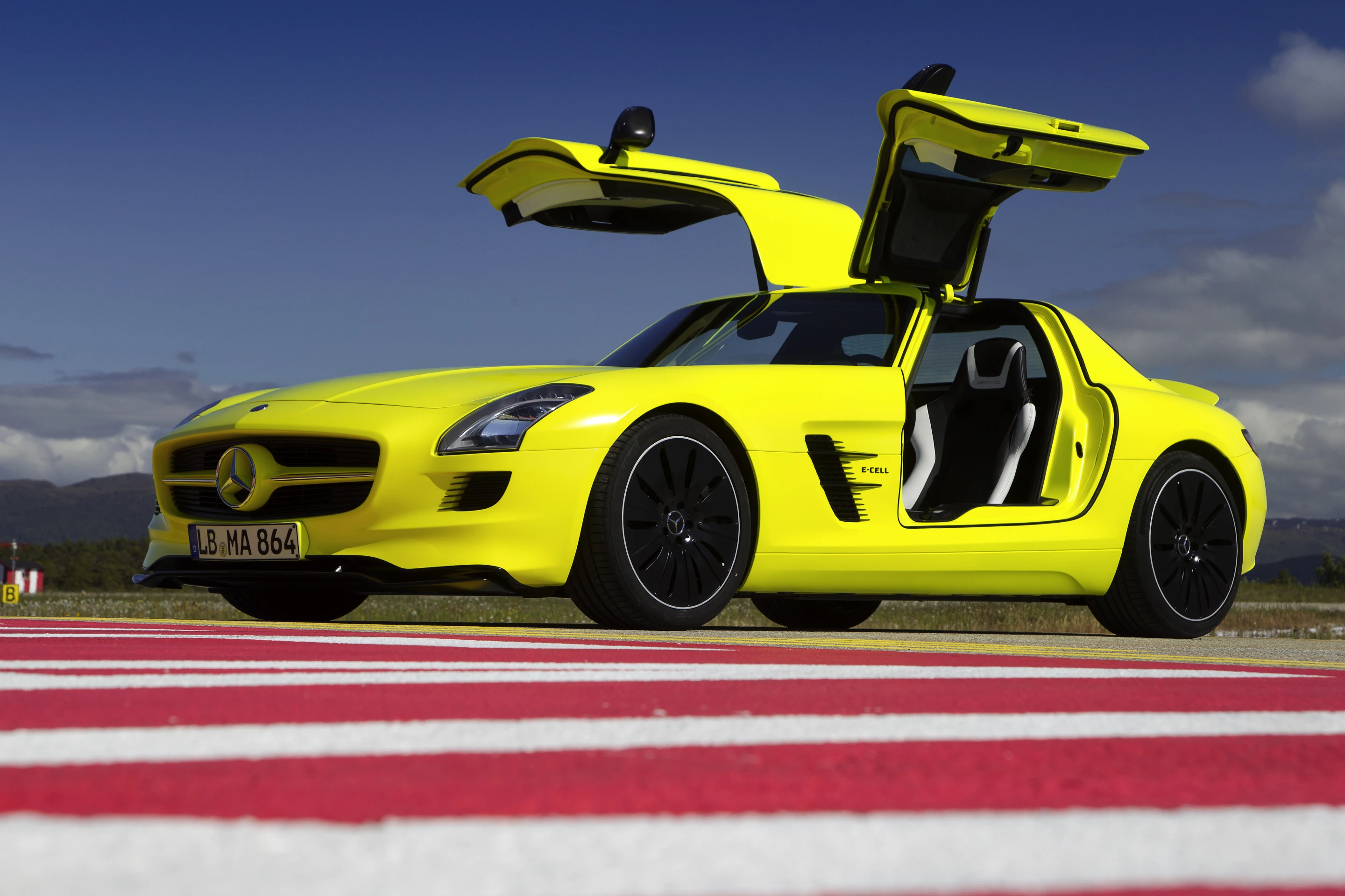 The 2010 SLS AMG E-Cell