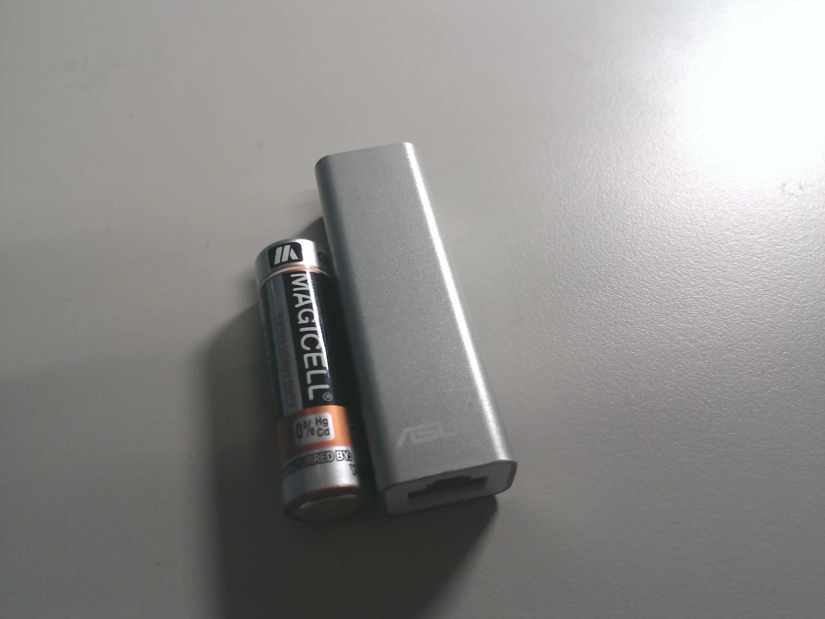 Size comparison with an AA-type battery