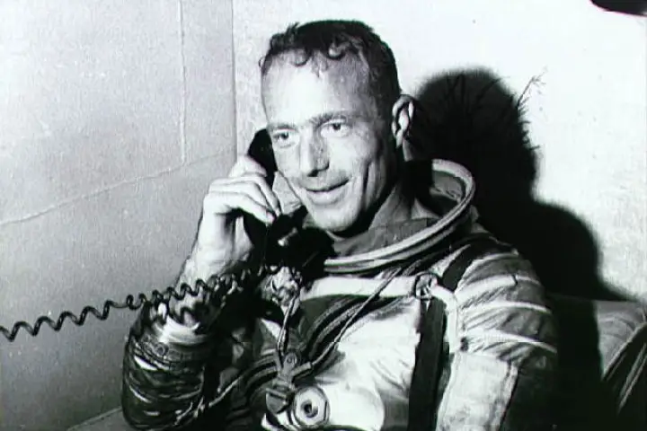 Scott Carpenter on the phone with President John F Kennedy after the Aurora 7 mission (Image: NASA)