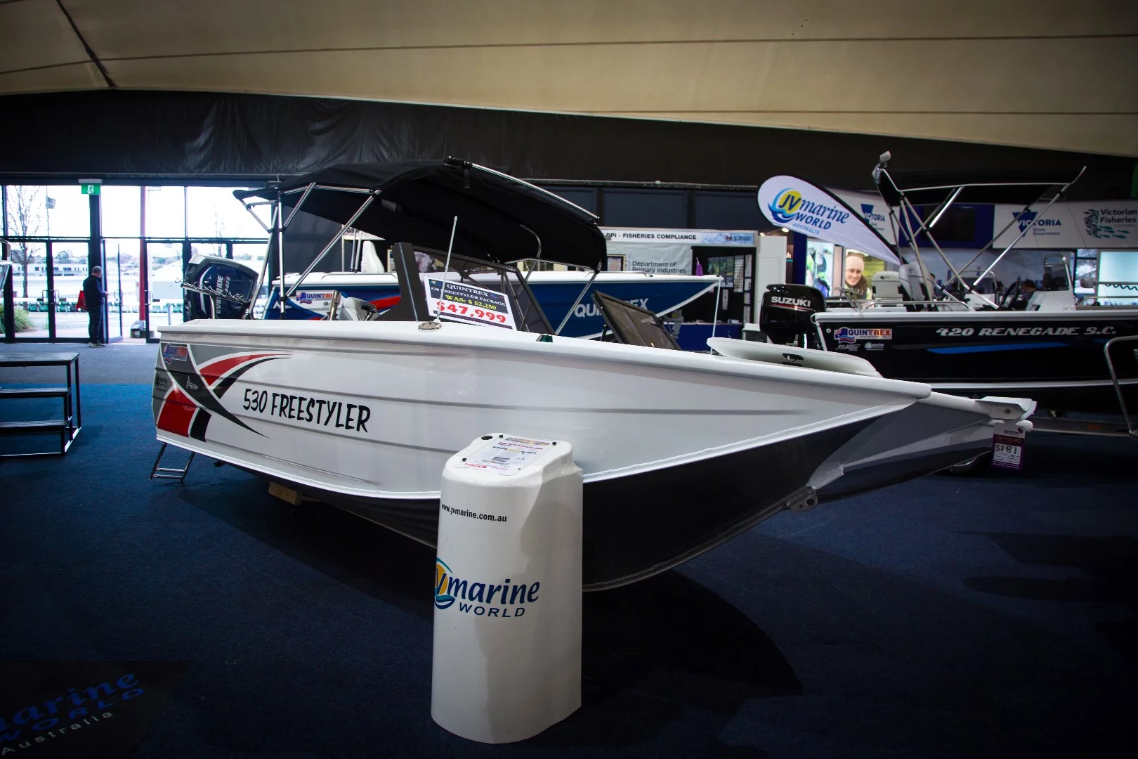 JV Marine world 530 Freestyler