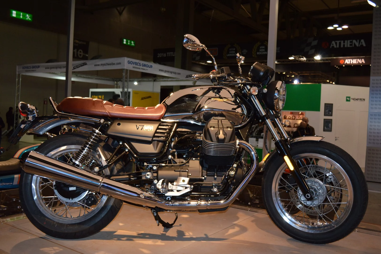 Moto Guzzi introduced the V7 III series, marking the third generation of its 750 cc modern classics. Leading the pack is this collectible shiny Anniversario model, which celebrates 50 years since the introduction of the original V7 in 1967, and will be produced in only 750 copies