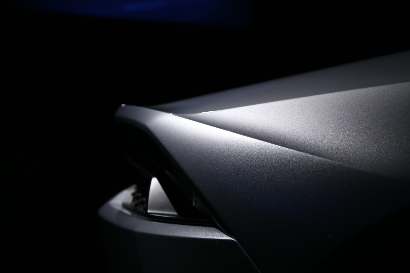 According to the Filippo Perini, beauty which we find in nature, and objectified through the mathematical rules of the golden ratio and the Fibonacci sequence, is also behind many Lamborghini design masterpieces (Photo: Angus MacKenzie/Gizmag.com)