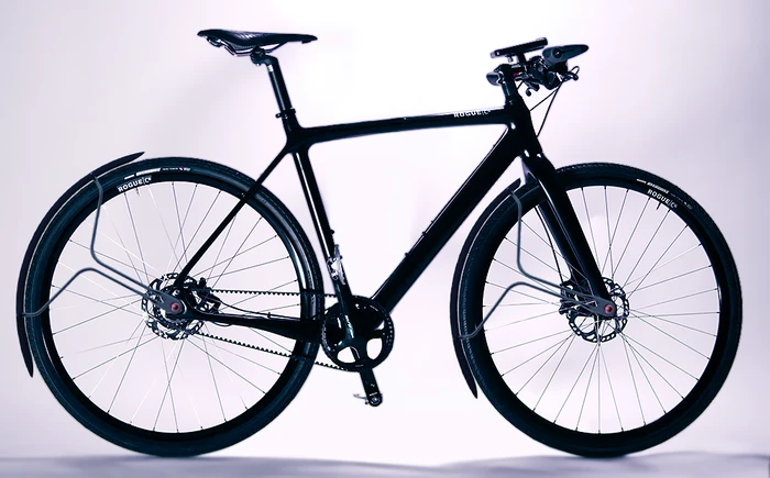 The Rogue C6's carbon fiber frame weighs in at 3.9 lb (1.7 kg)