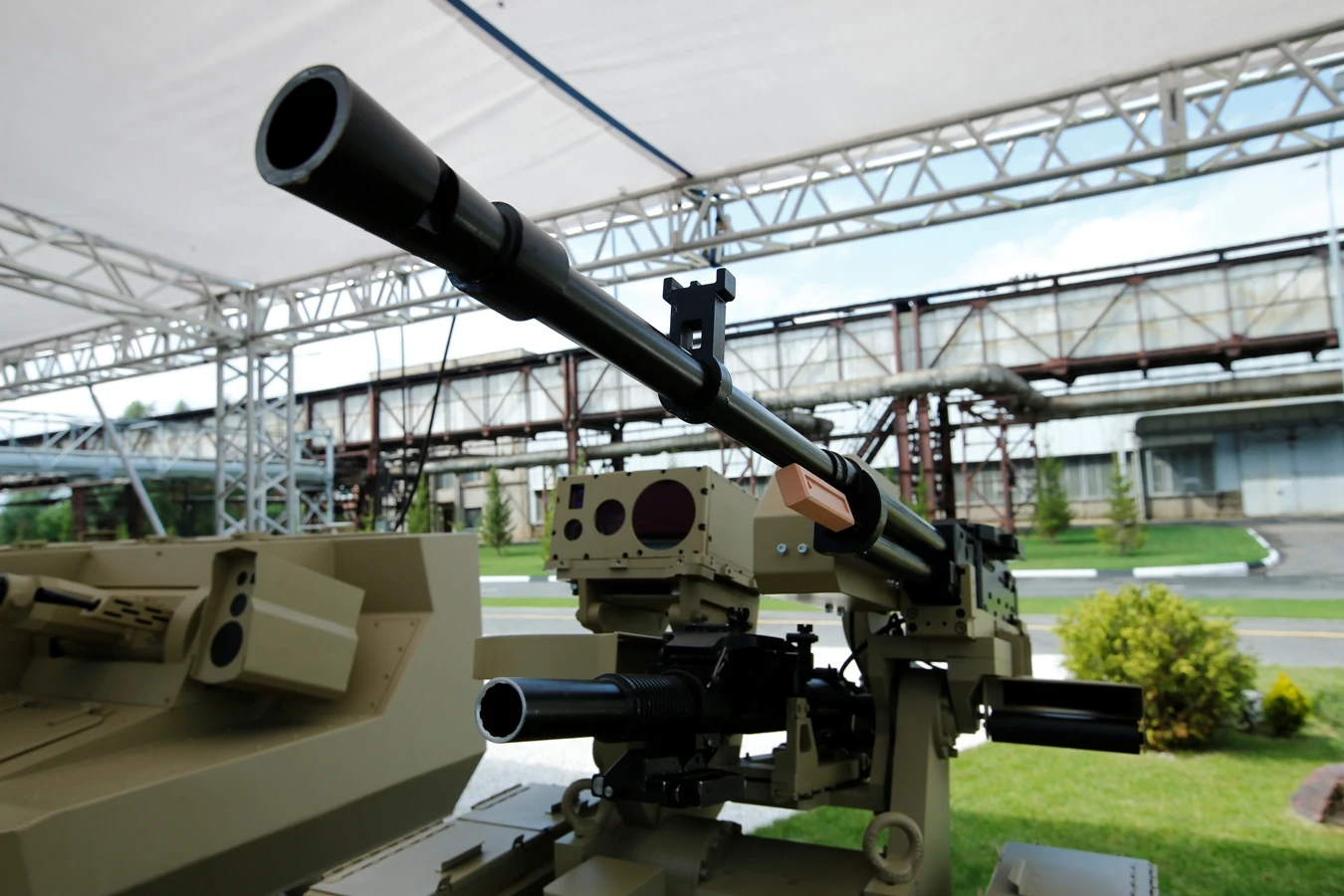 These automated weapons can be fitted to conventional military vehicles