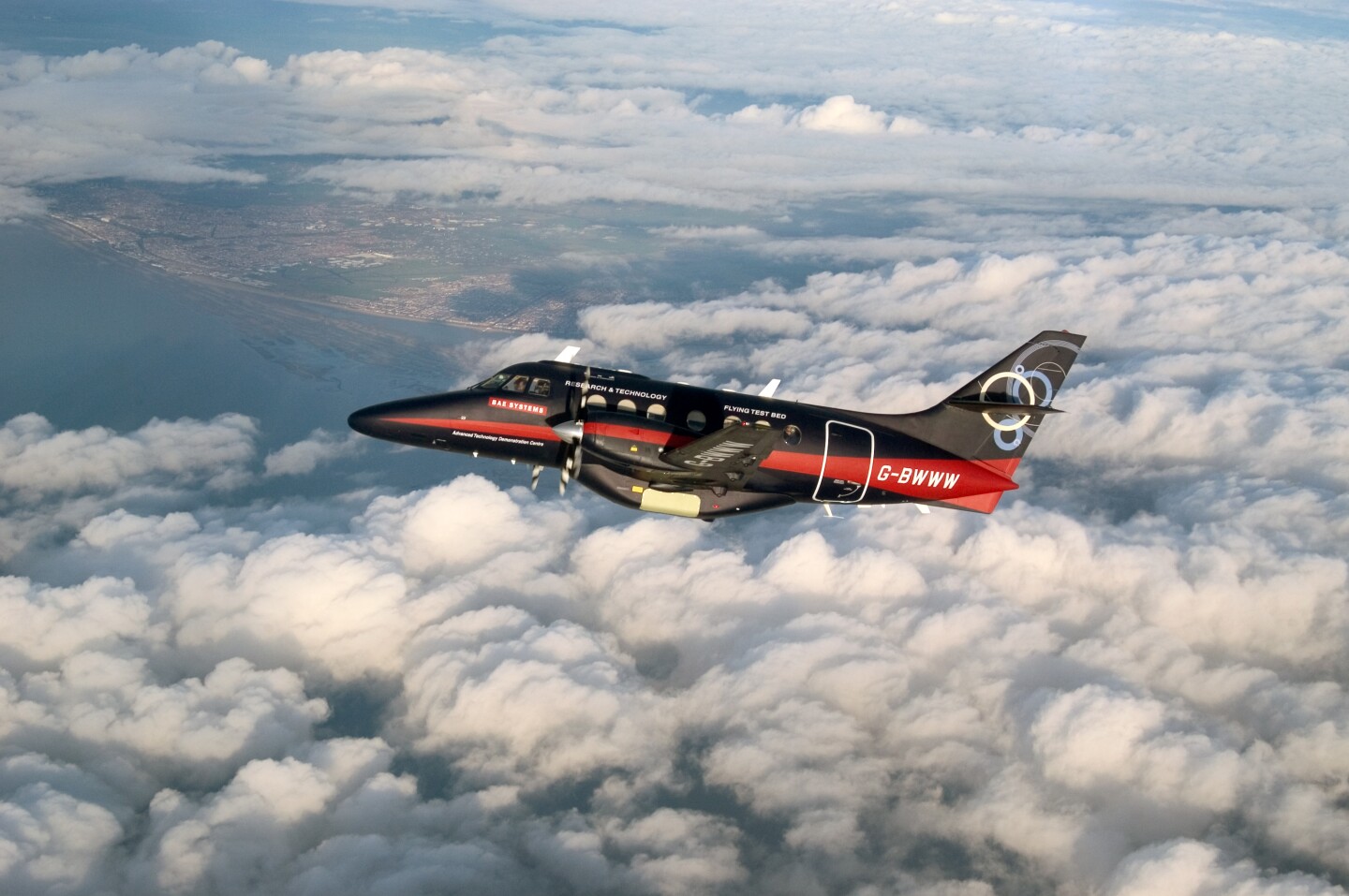 The modified Jetstream flew 500 miles (800 km) under ground supervision
