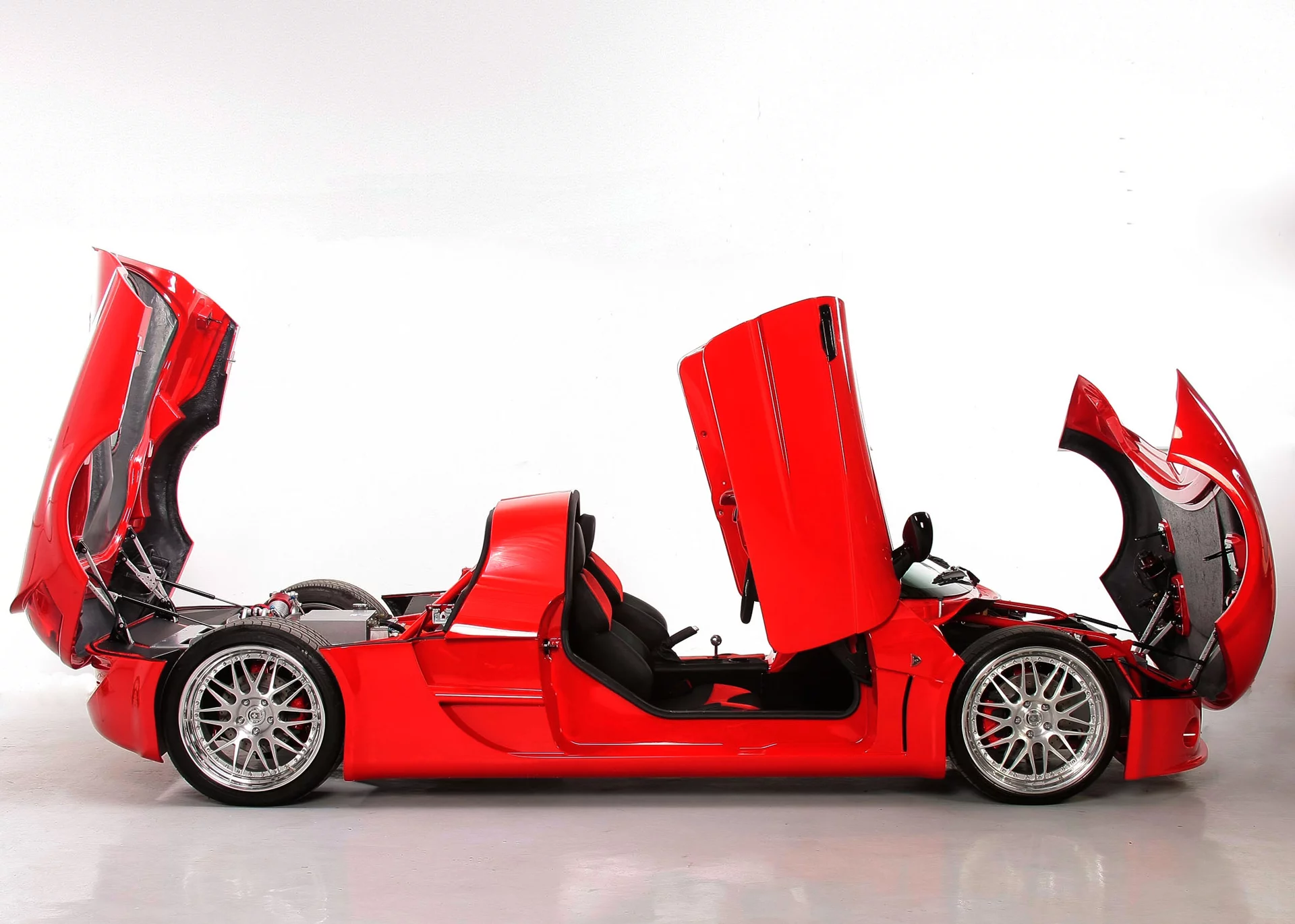 Li-ion Motor's Inizio EV