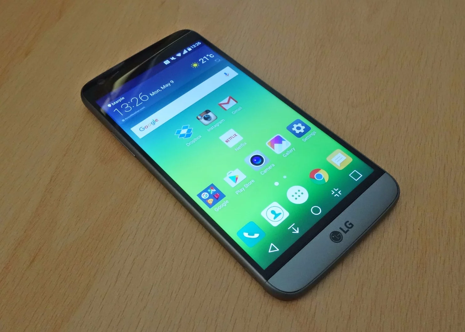 LG's 2016 take on Android originally got rid of the app drawer, though a recent update has brought it back as an option