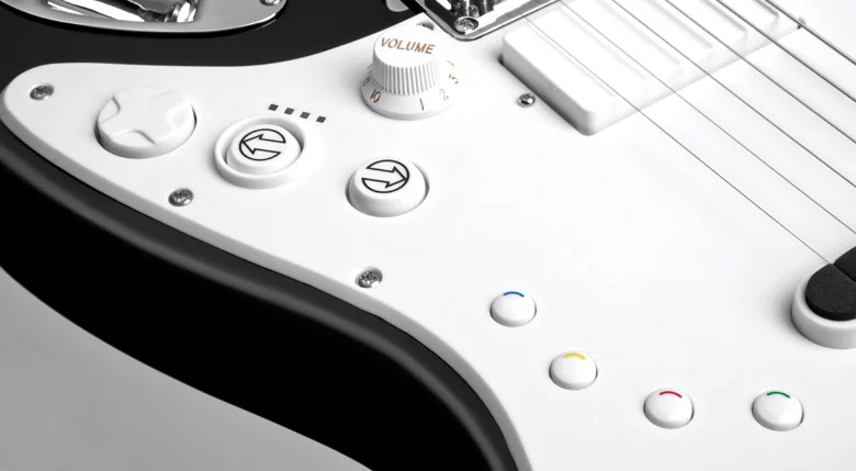 Gaming buttons join the volume dial on the scratch plate