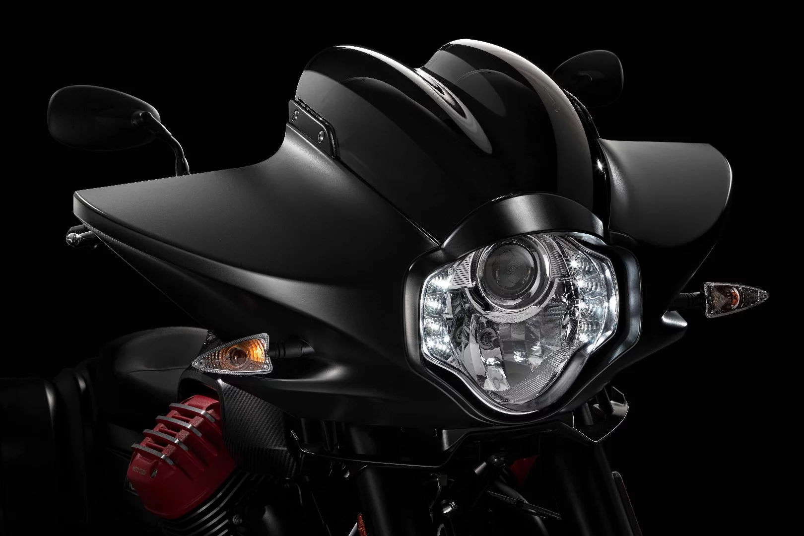 The front headlight is designed for maximum illumination