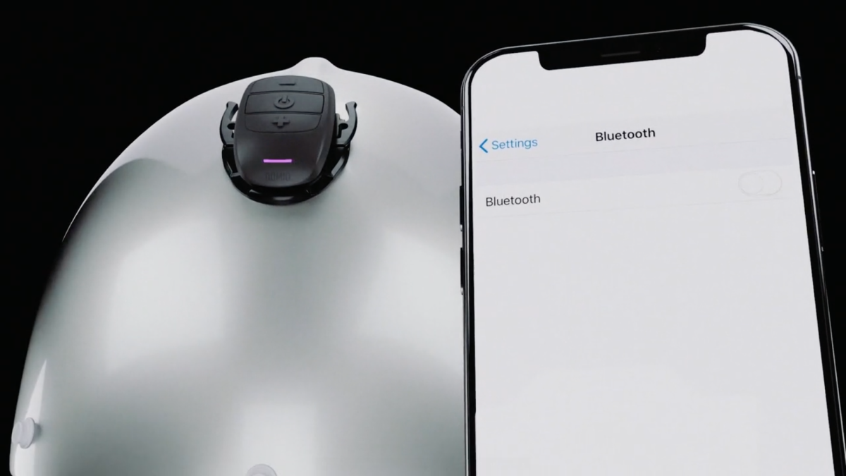 Domio pairs easily to smartphones through Bluetooth