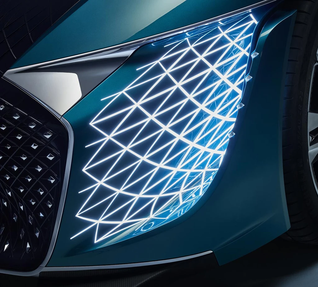 "Light veil" lights at the front look great, but we're not sure if they're meant to serve as headlights or just driving lights