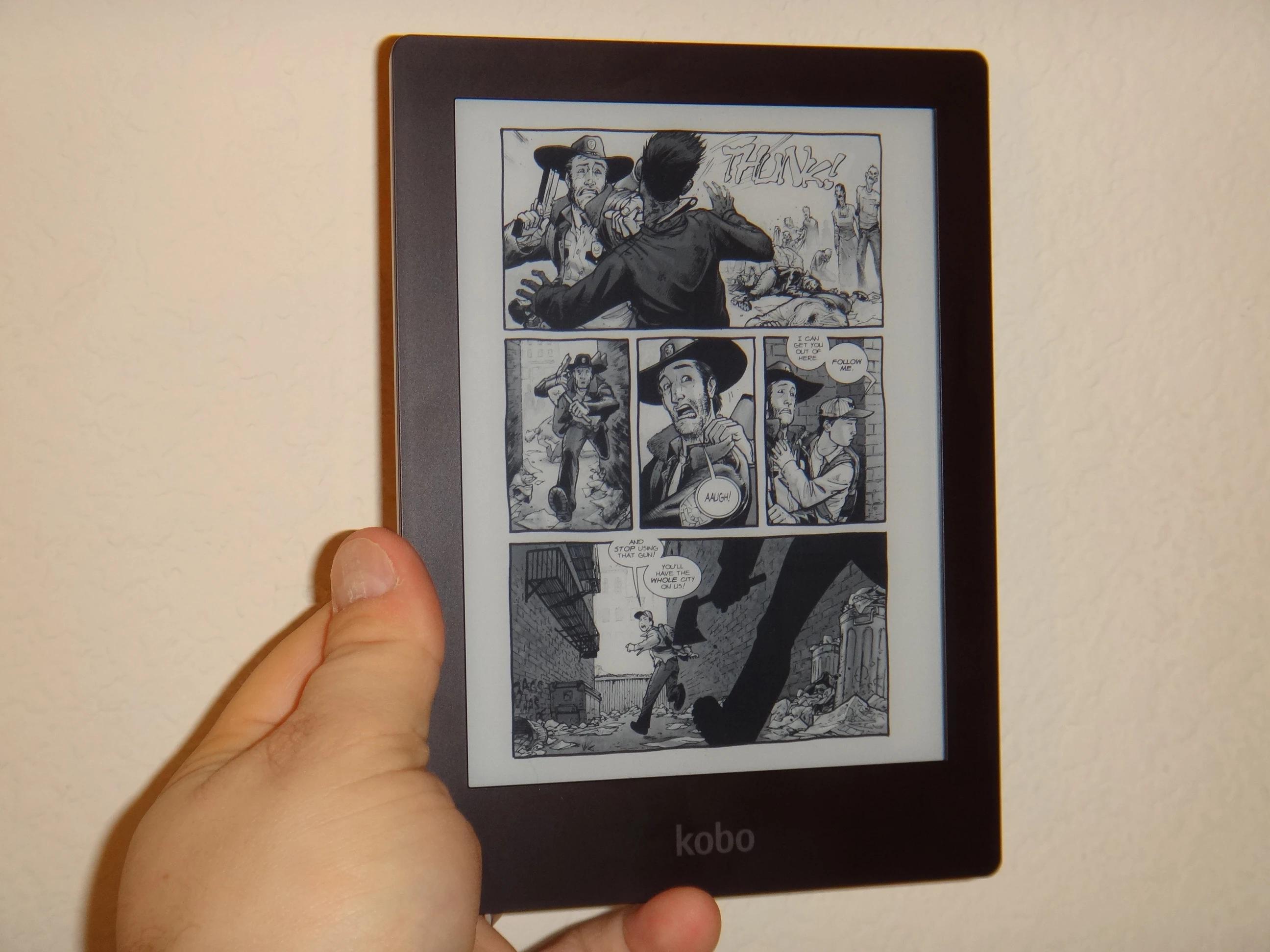The Kobo Aura HD's sharp E Ink screen even lends itself quite well to displaying comics and graphic novels