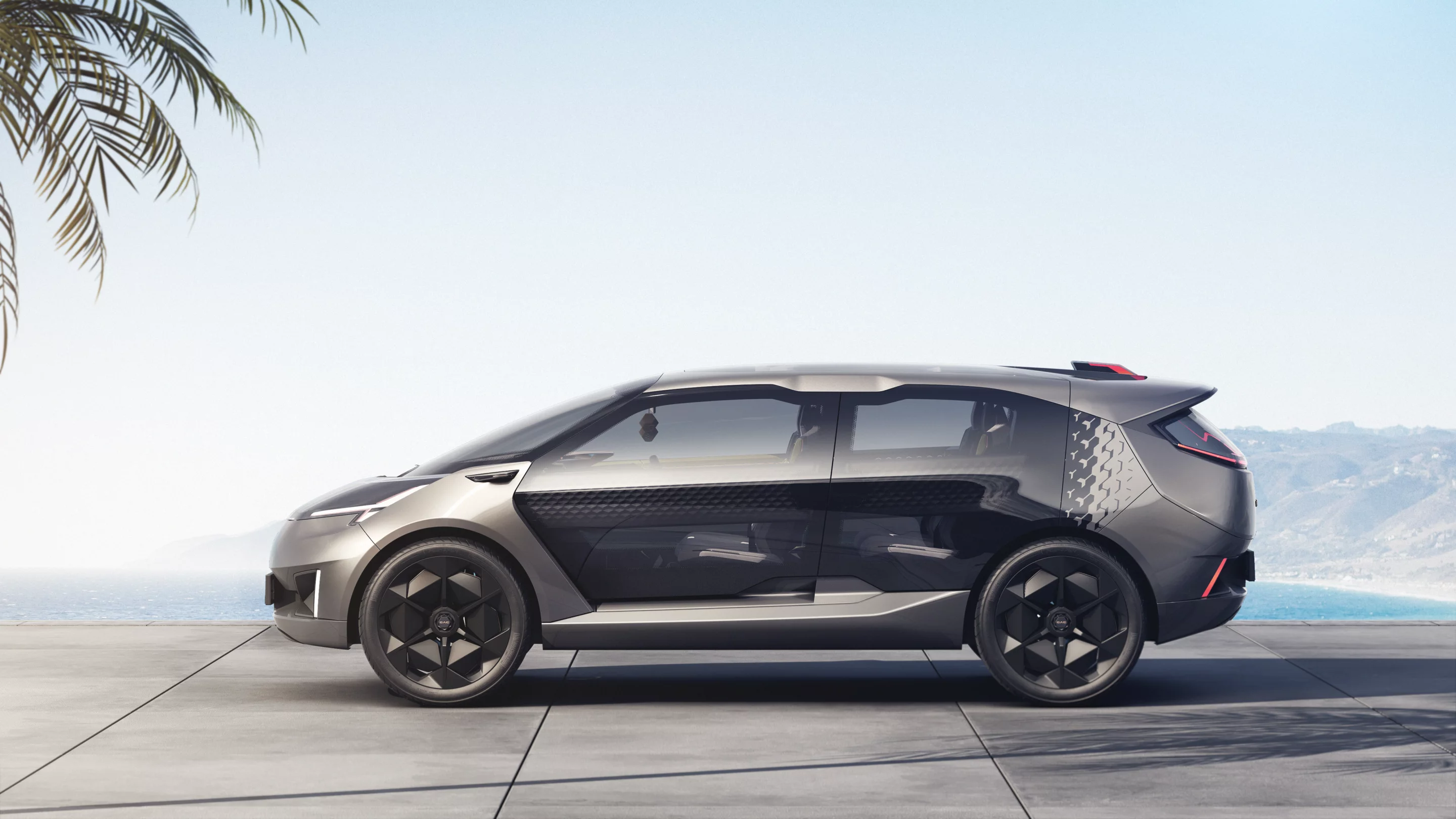 The exterior design of the GAC concept was not limited by traditional powertrain constraints, so the SUV is allowed a short overhang and wheel-forward design motif for a sportier look
