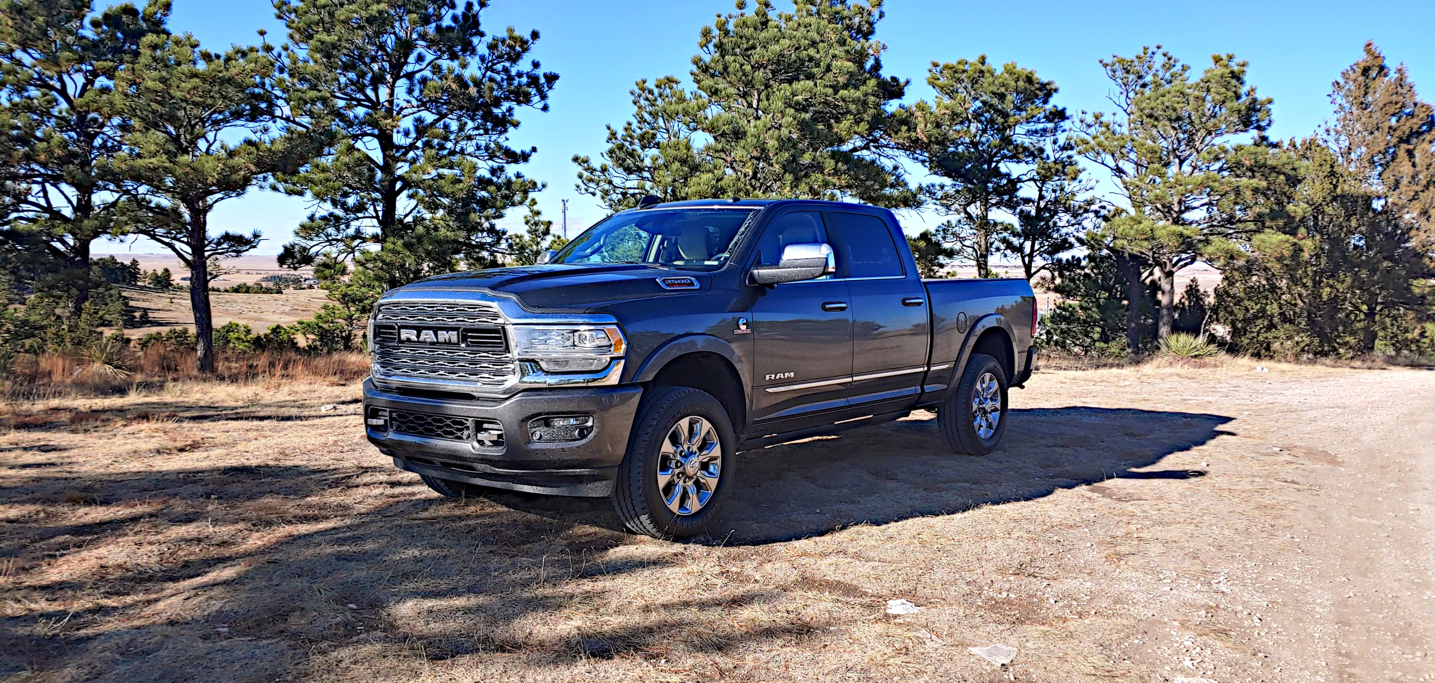 The Ram 2500 comes with two engine options. The base engine is the tried-and-true 6.4-liter V8 that’s been with Ram for a while