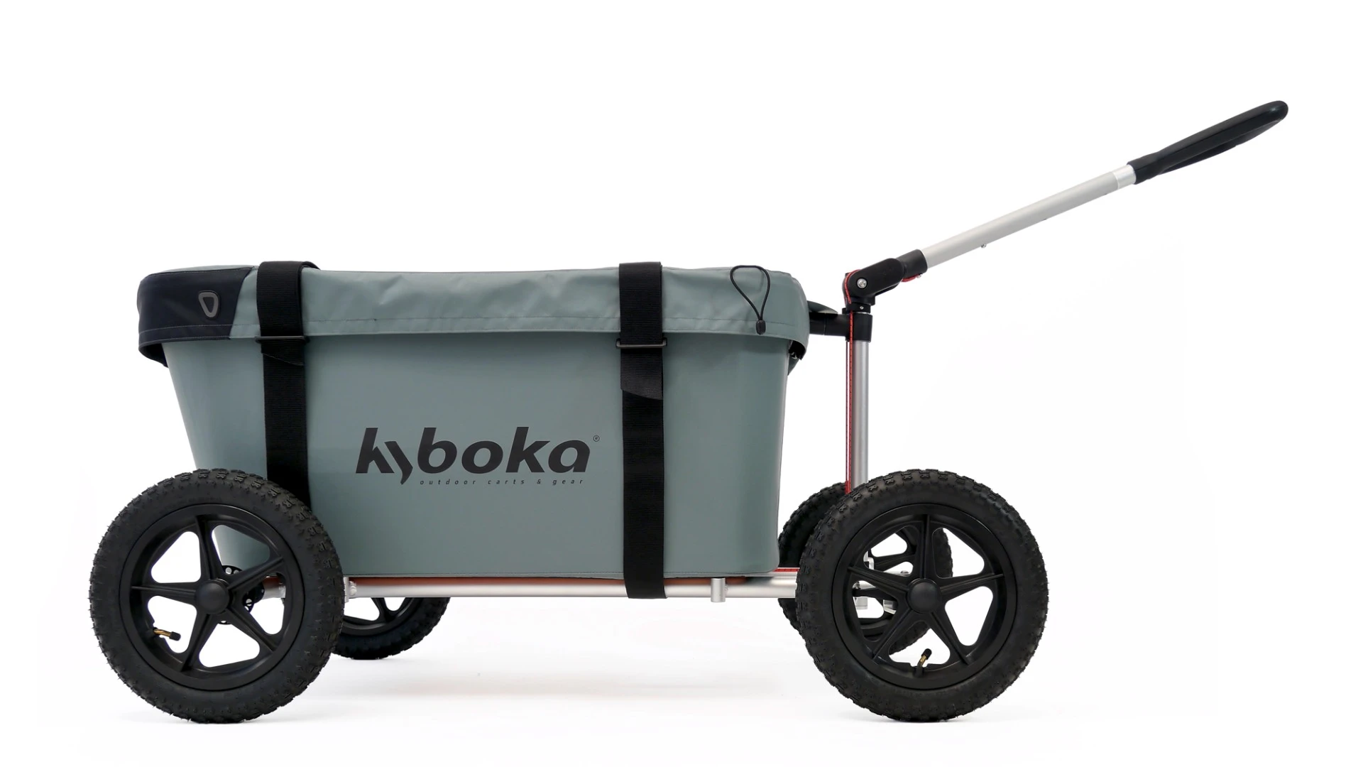 The available waterproof cover protects your belongings from rain and weather