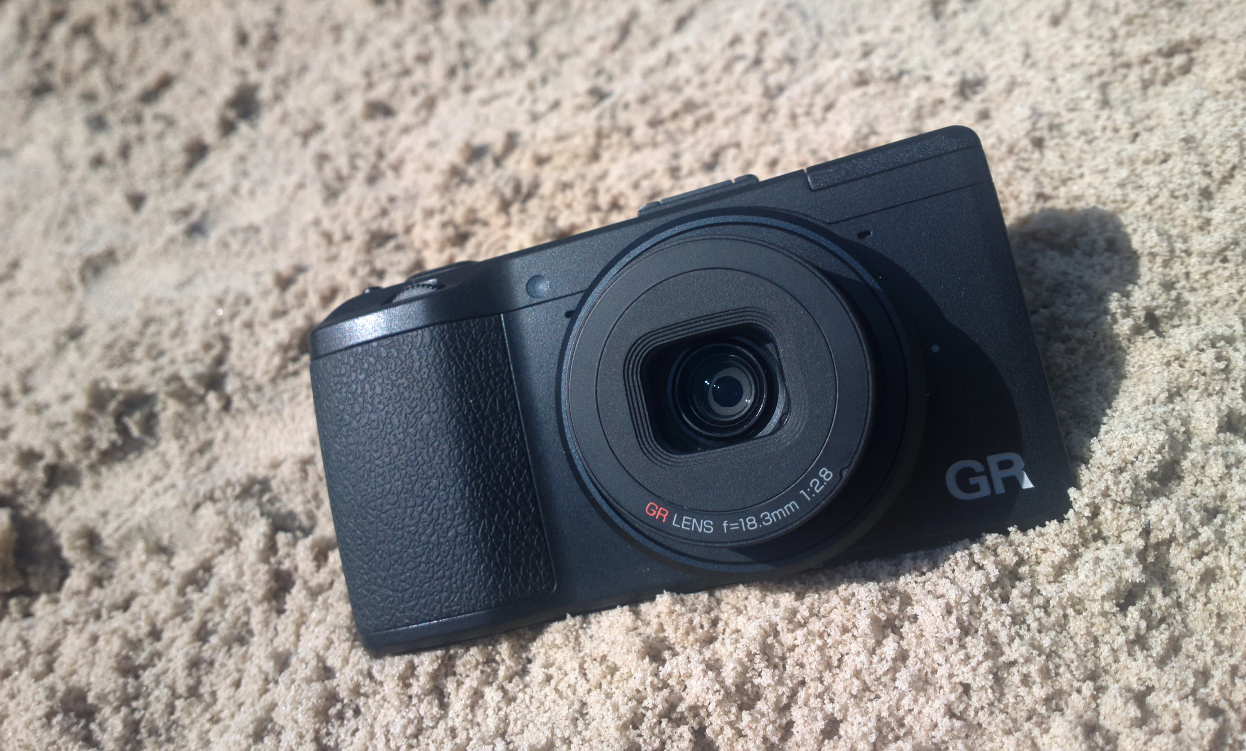 Gizmag helps you choose the best camera for your next vacation