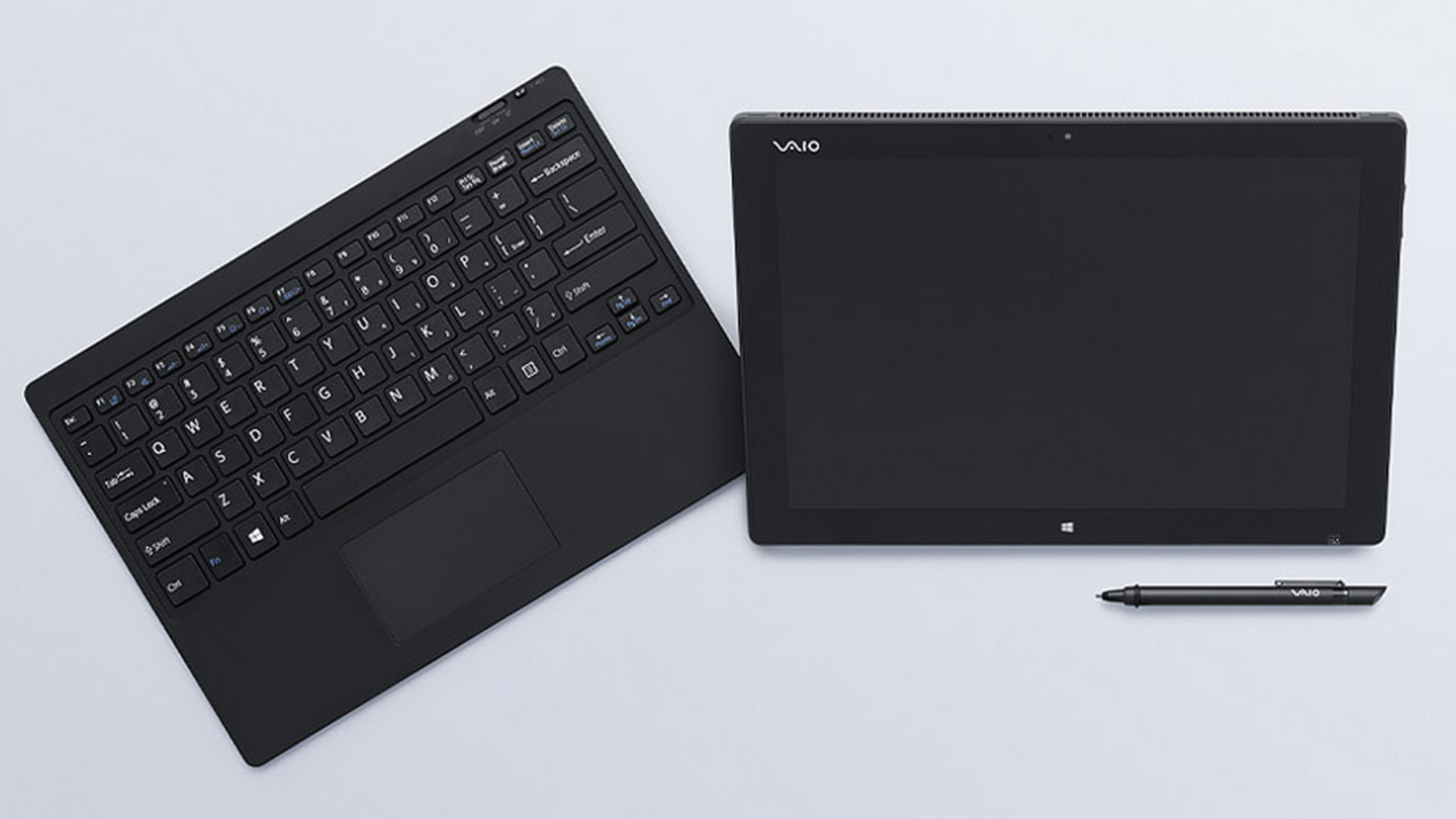 The system consists of a tablet, wireless keyboard and stylus