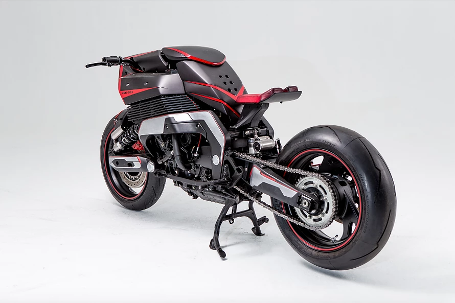 Project Rhodium Omega: rear wheel swinging free in the wind thanks to a barely-there seat unit