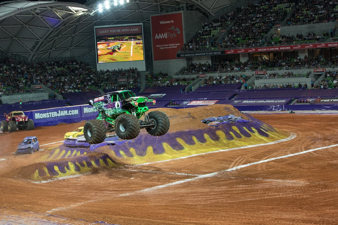 Monster truck can leap 30 feet into the air (Photo: Noel McKeegan/Gizmag.com)