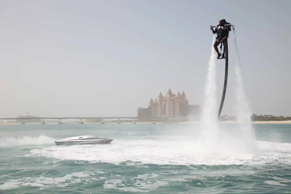The Jetlev-Flyer in action