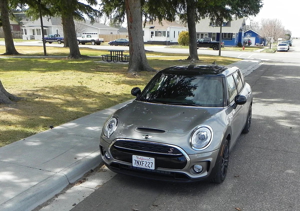 Climbing into the Clubman reveals that the Mini quirks of the exterior are found inside as well
