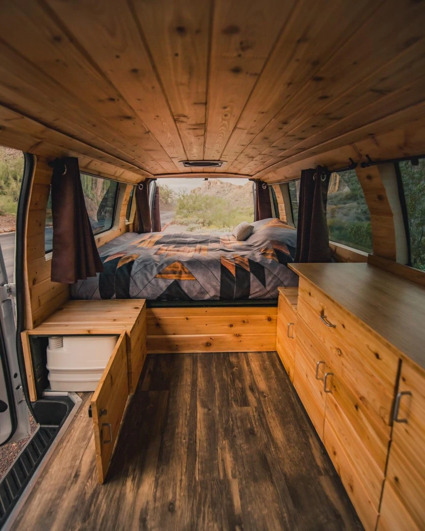 Boho Rev-Van