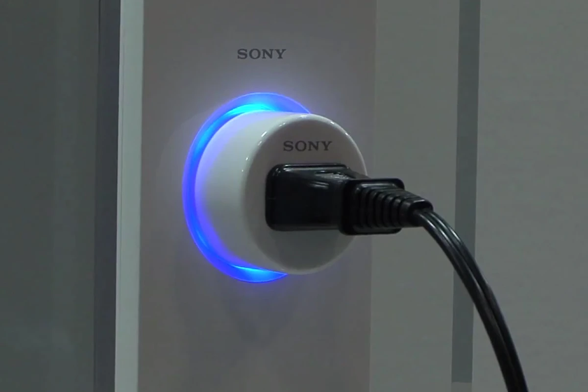 Sony's Authenticated Power Outlet system currently consists of a plug and outlet that communicate wirelessly