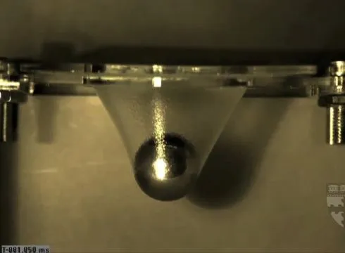 A thin membrane of the hydrogel, used to support the weight of a dropped steel ball