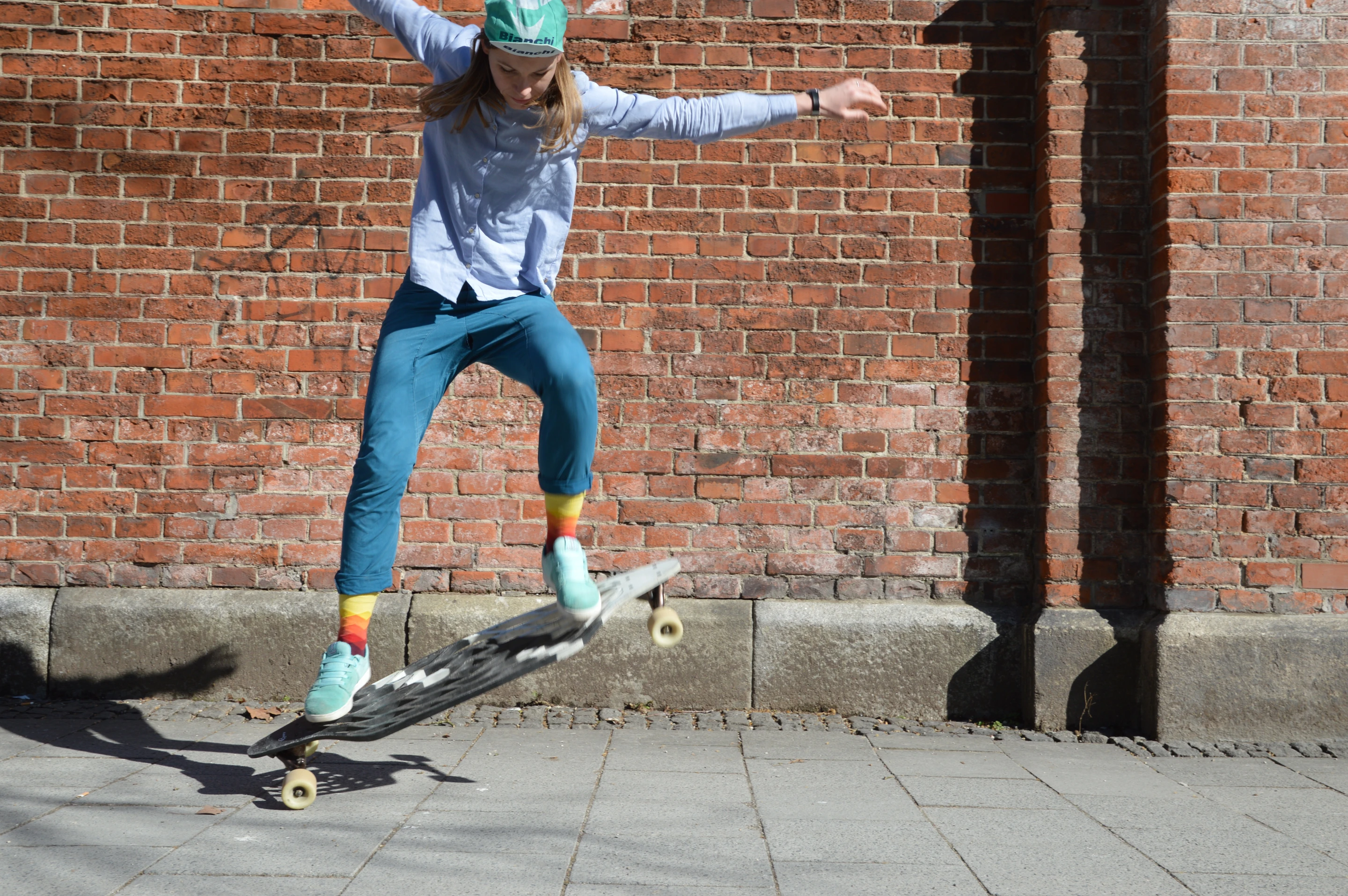 The Gridboard is a 39-in (100-cm) cruiser board
