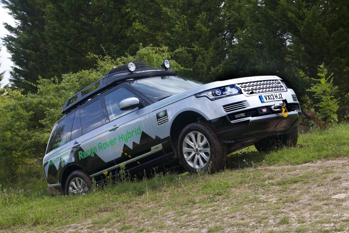 The first Range Rover hybrids have arrived in the form of the Range Rover Hybrid and Sport Hybrid