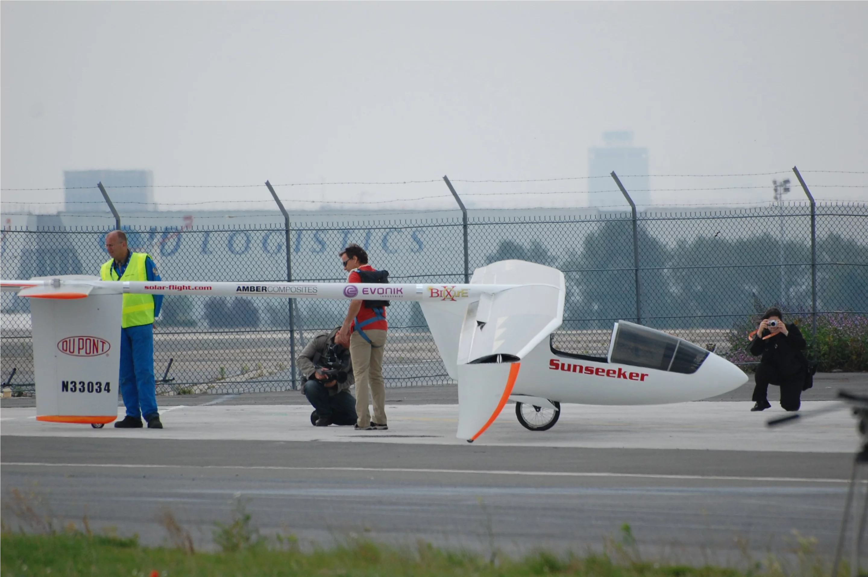 A brief moment with the press before Eric Raymond takes to the skies in Sunseeker II