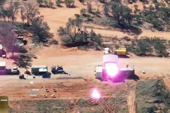The Apollo laser firing