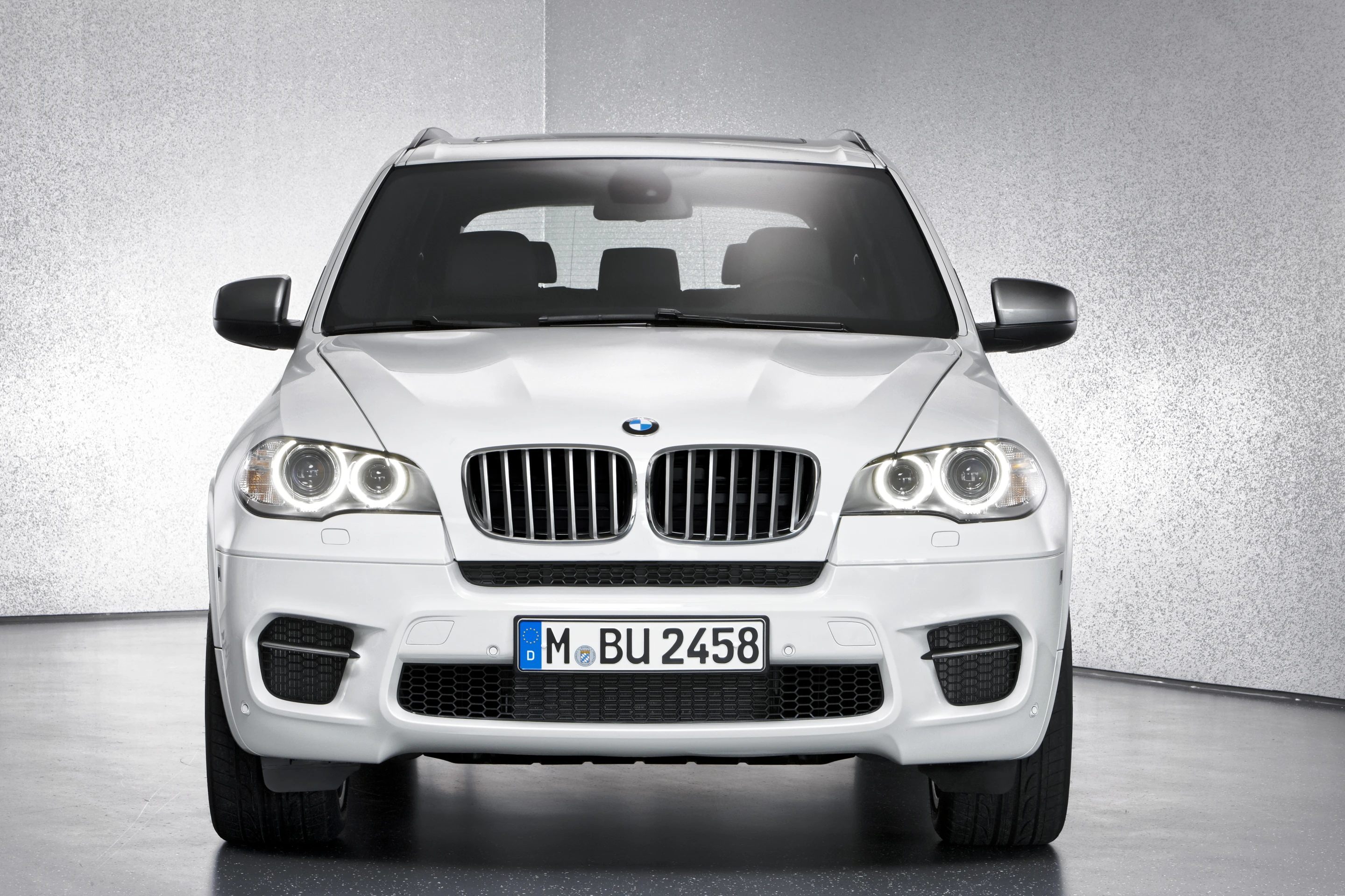 The BMW X5 M50d