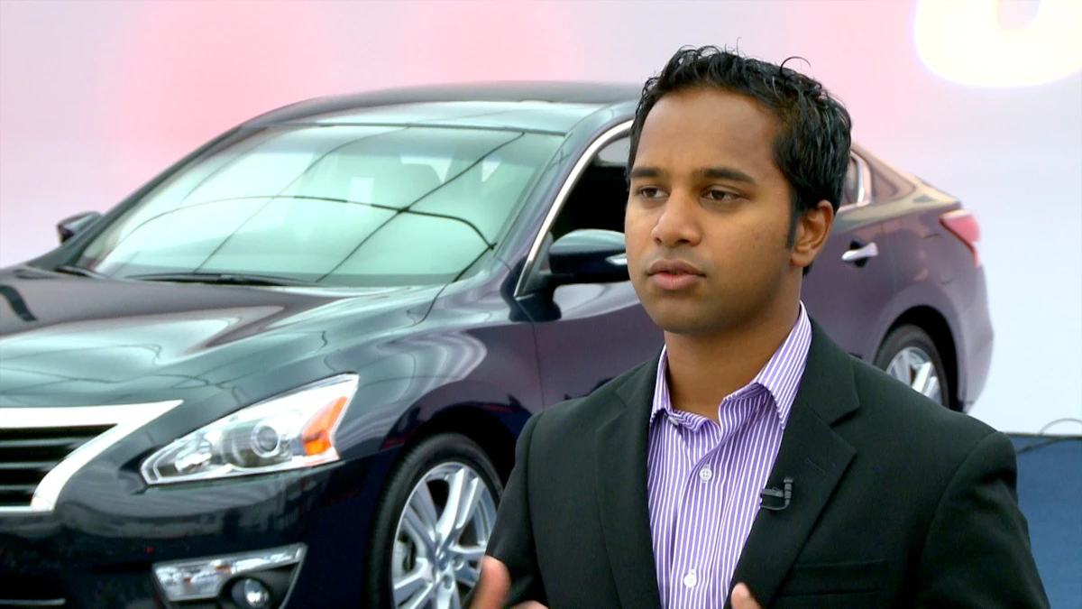The Easy Fill Tire Alert system will be offered standard on 2013 models