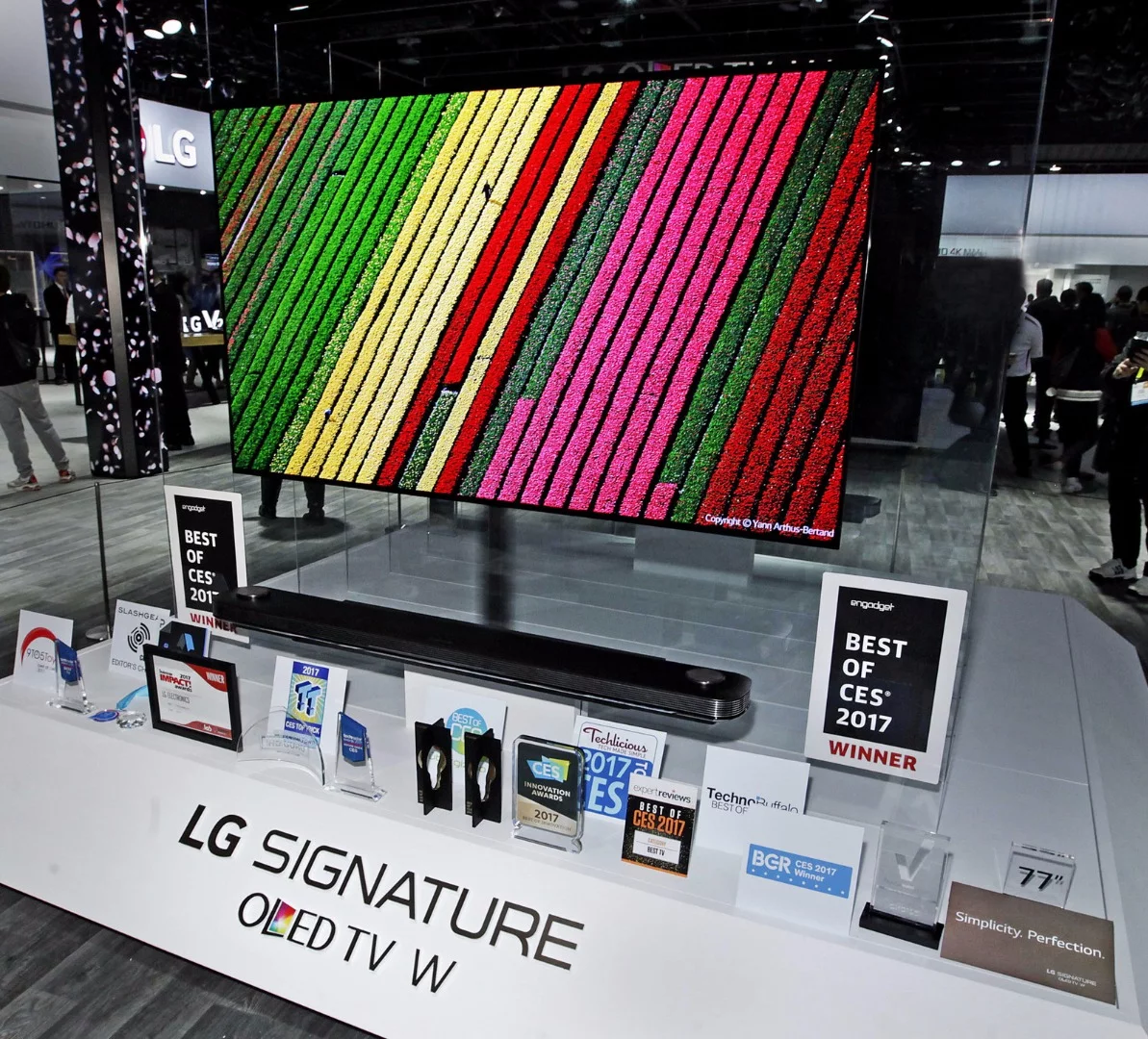 LG took out the 2017 CES Best of Innovation Award with its Signature 77-inch OLED TV