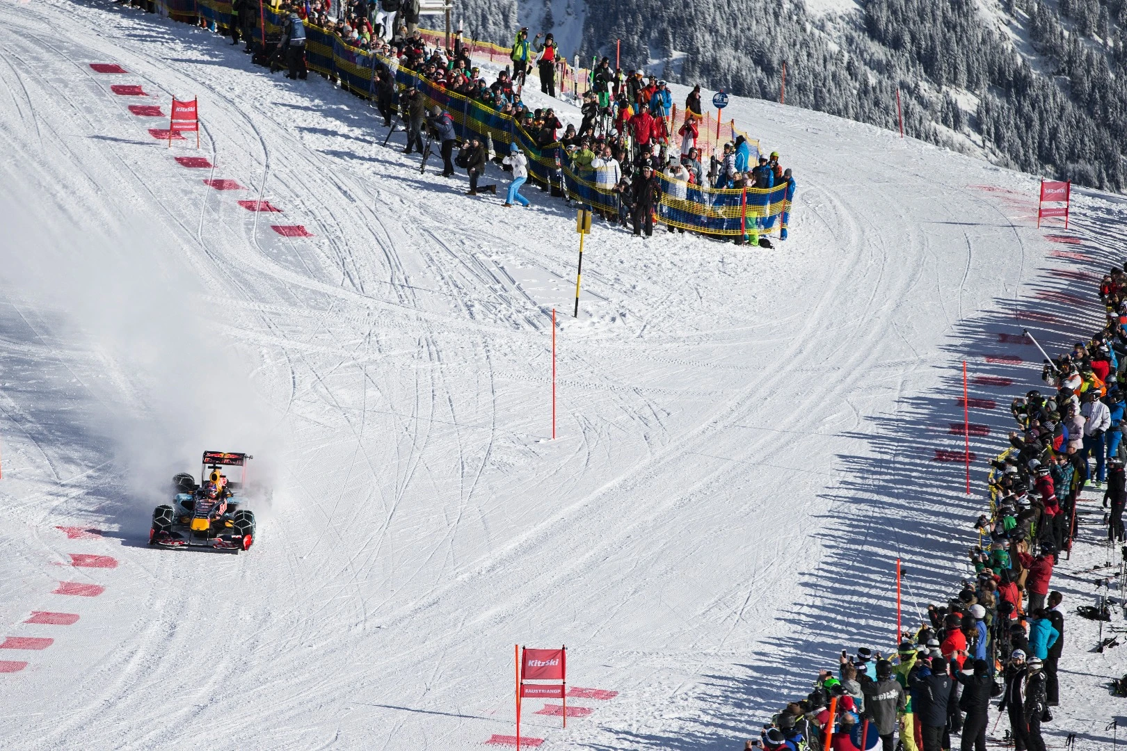 Lapping the snowy course