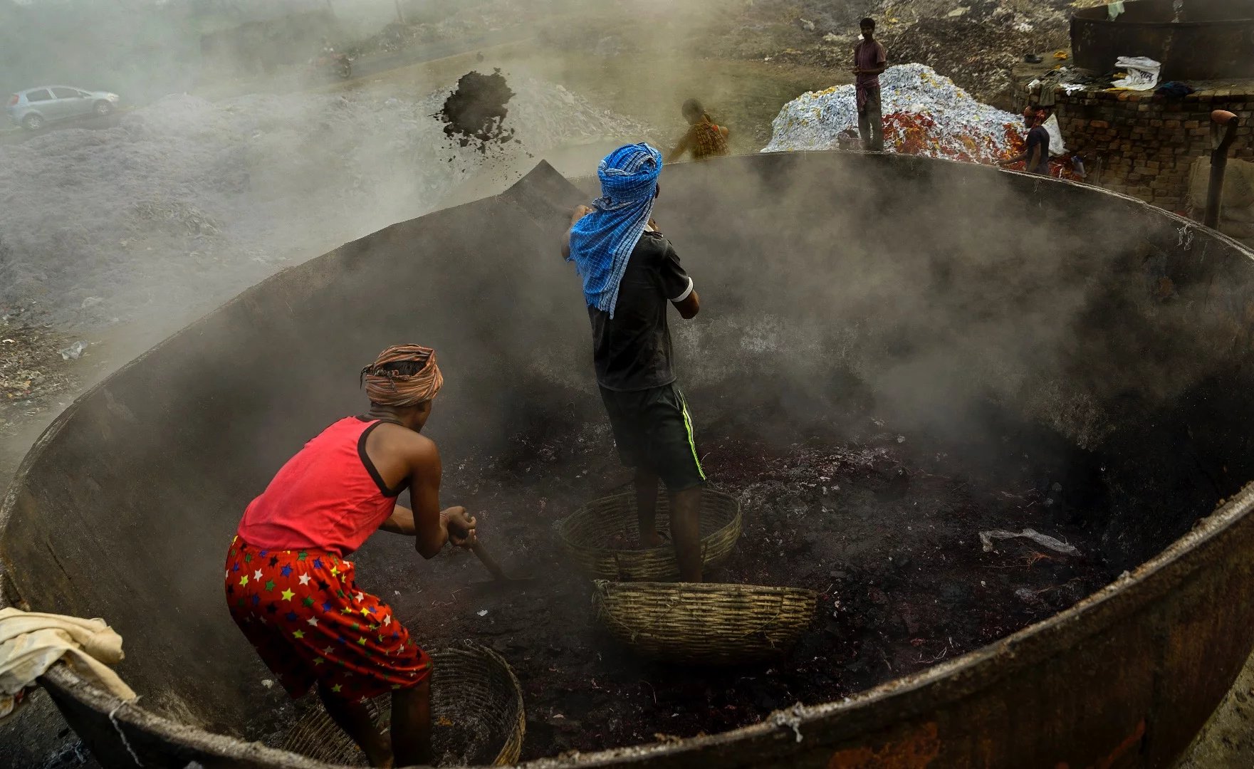 Winner of 06:00 Hour. AtanuK Das “The Hell’s Pan”, taken West Bengal, India