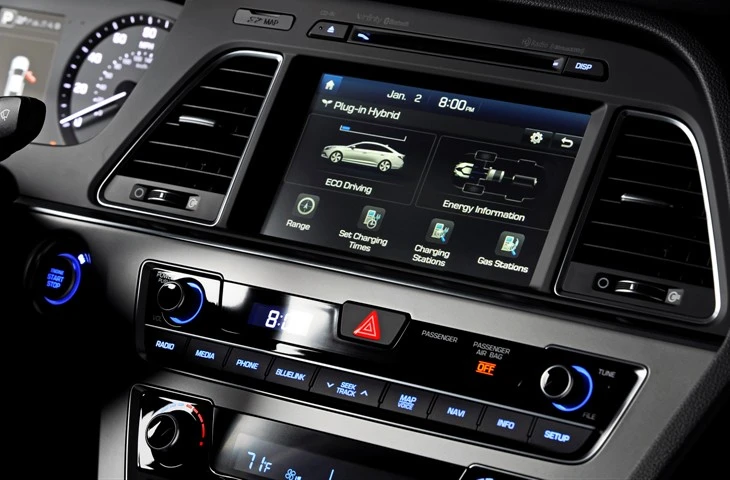 The Sonata PHEV features a rather cool "Blue Link" smartphone app