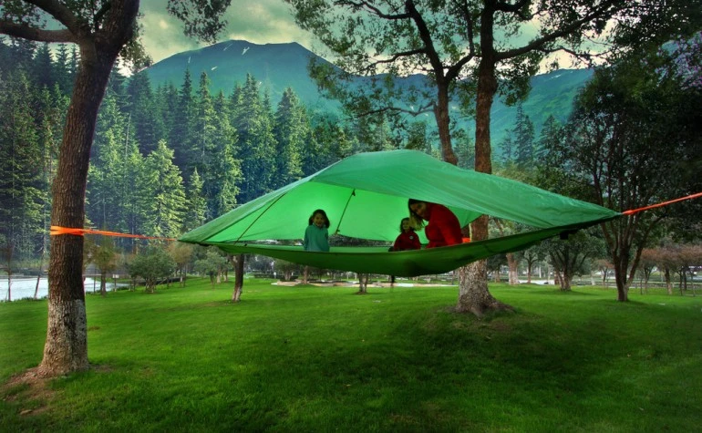 The Vista is a three-person design